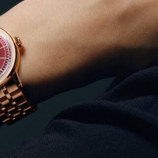 Sleek contrasts, refined design: the Millesime Burgundy dial is a true statement of sophistication.

Explore the Millesime novelties online today.
 
#RAYMONDWEIL #PrecisionMovements #RWMillesime #Luxurywatches #AutomaticWatch #SwissWatch #Watch #SwissMade #VintageInspired #IndependentBrand #Burgundy #CherryRed